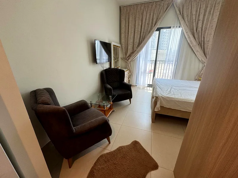 استوديو 4200 درهم مع الإنترنت، صالة ألعاب رياضية، موقف سيارات وبركة سباحة63828111073025111