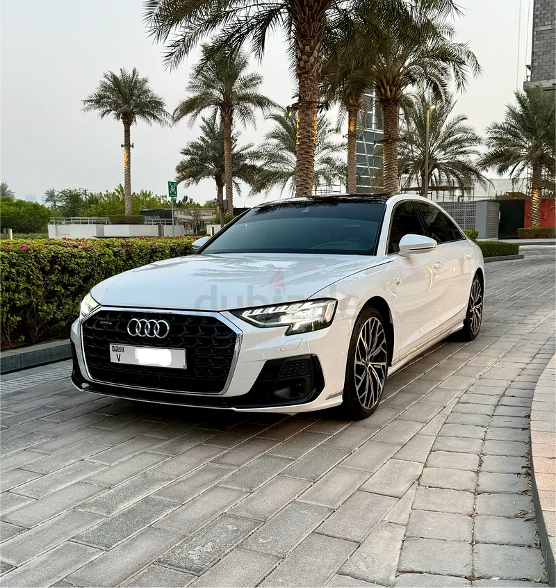 Audi A8 Full option 2022 GCC / under warranty and service contract63612079725441114