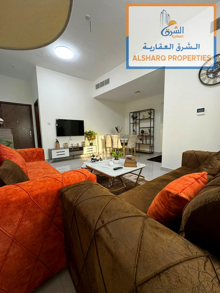 شقة مفروشة للإيجار الشهري في الكورنيش - عجمان | غرفتي نوم وصالة - أول مستأجر - موقع مميز وأثاث أنيق63810810982529114