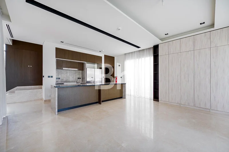 Private Pool | Corner Unit | 5BR | Luxury64043230074115110