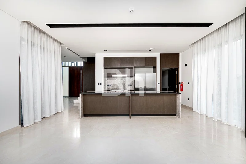 Private Pool | Corner Unit | 5BR | Luxury64043230074115111