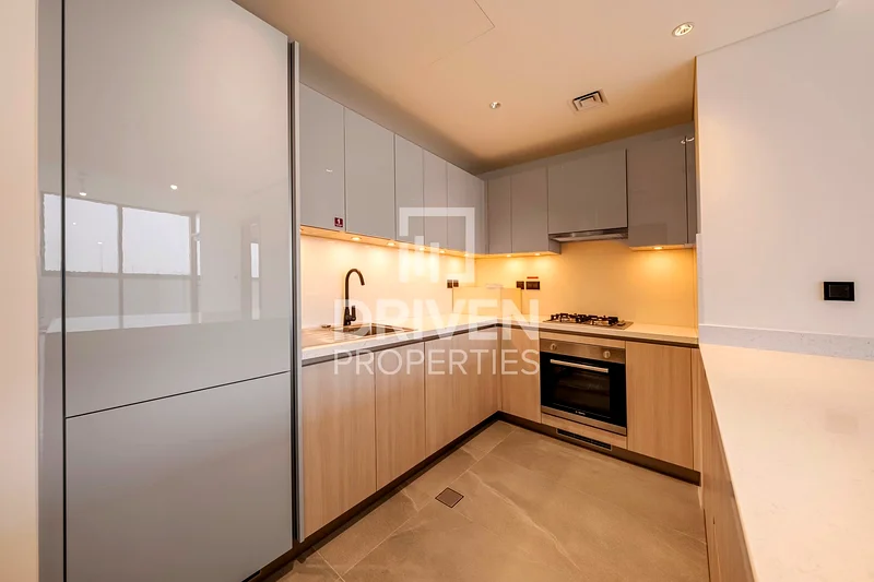 Spacious Unit with Maids Room | Ready to Move In63758355283842114