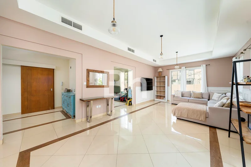 Immaculate Condition |Independent 3bed |Large Plot63925741785346112