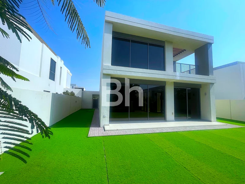 Amazing Location | Green Belt | Spacious63754729608322111