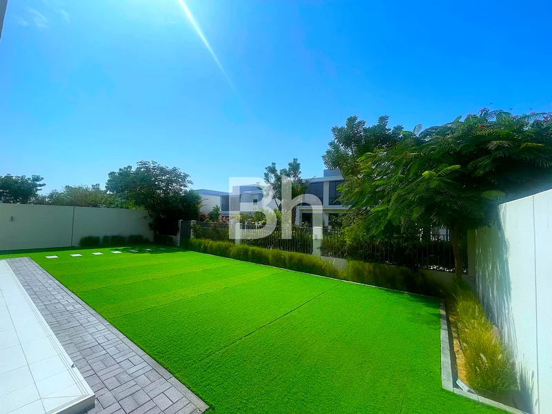 Amazing Location | Green Belt | Spacious63754729608322112