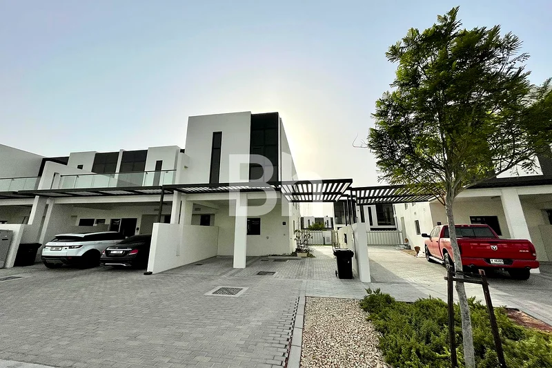 Corner Unit | Close to Community Swimming Pool64003601342467113