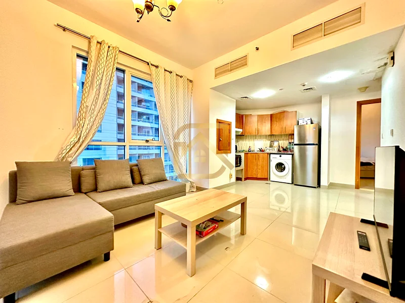 Vacant | Great Layout | Hot Offer | Lake Views64031805260161113