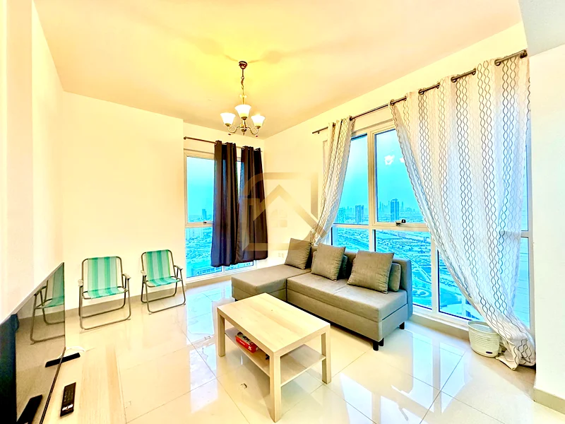 Vacant | Great Layout | Hot Offer | Lake Views64031805260161111