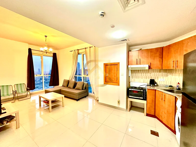 Vacant | Great Layout | Hot Offer | Lake Views64031805260161110