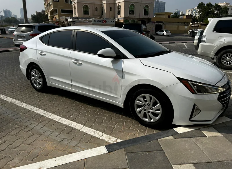 Hyundai Elantra 202063612087037826113