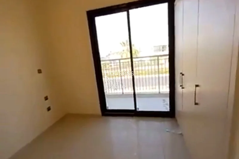 Corner Villa | Single Row | Huge Plot63741620100482114