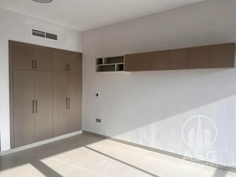 Spacious | Dubai Skyline View | Prime Location63998000248962110