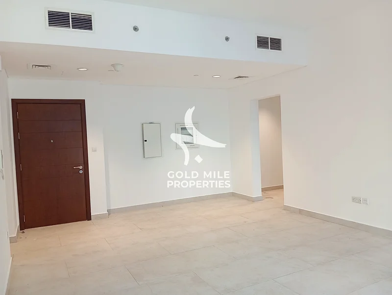 Spacious 1 BHK ||| Family Building ||| Close to Metro ||| Prime Location63744632011394110
