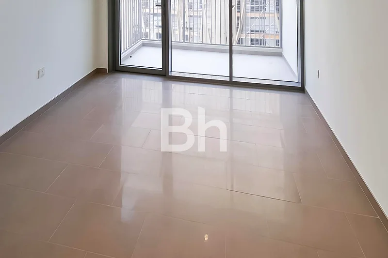 Available Now | Mid Floor  | Corner Unit63754222207491111