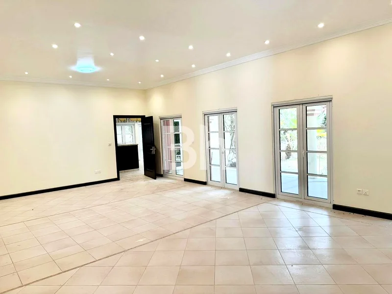 5 Bed Plus Maid | Ready To Move | Spacious63726296607875112