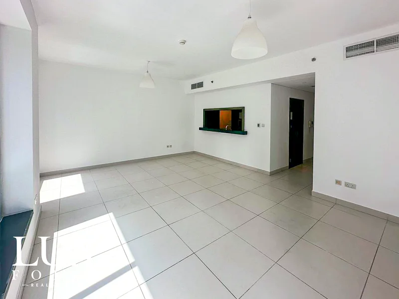 Boulevard View | Unfurnished | Vacant63770419826563112