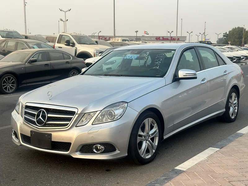 MERCEDES BENZ E350 FRESH JAPAN IMPORTED63613135148162112