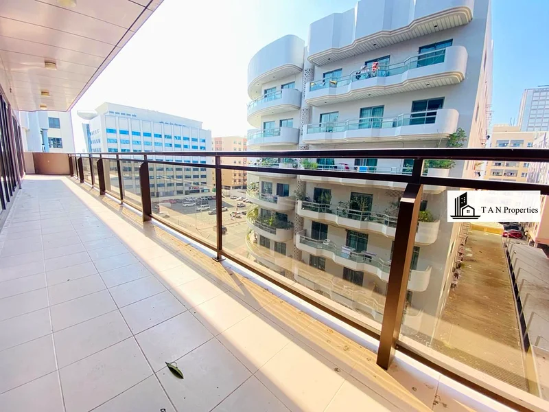 عمولة 0% |▪︎| شقة 4 غرف نوم + غرفة خادمة حياة مذهلة | |▪︎| مطبخ مجهز بالكامل |▪︎| تشطيبات عصرية وجميع وسائل الراحة وتخطيط أنيق63768154963073112