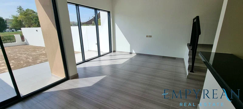 Bigger Plot Stunning 3-Bedroom Townhouse | Single Row | Park View63738983764225111