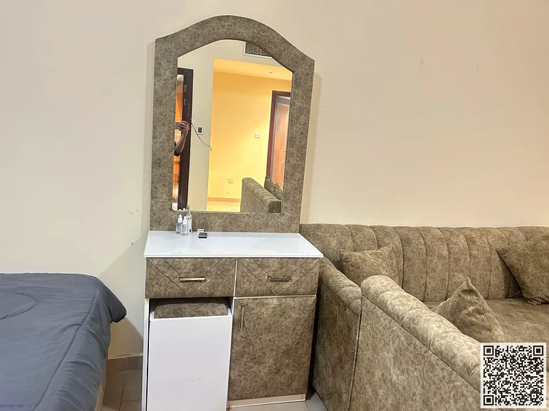 استوديو مفروش الأكثر فخامة وجمالاً للإيجار الشهري في عجمان، منطقة واسعة، أثاث في أي بي، تشطيبات سوبر ديلوكس63853241123457111