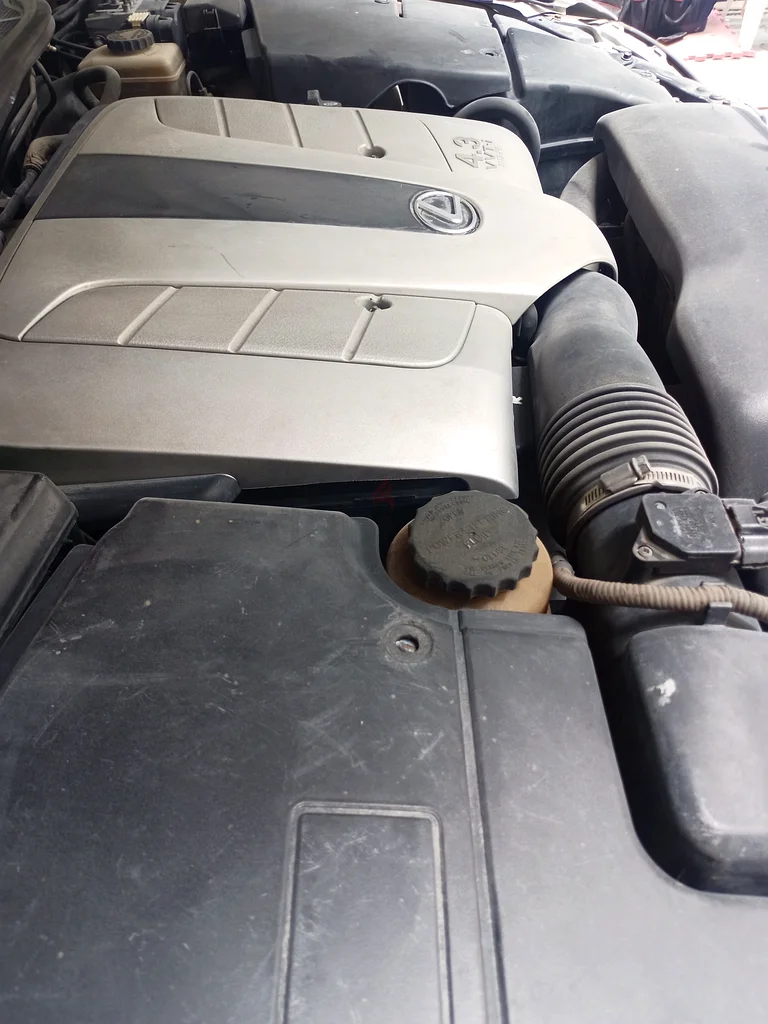 Lexus LS430 Half Ultra – Clean  Well Maintained for Sale63612073048707113