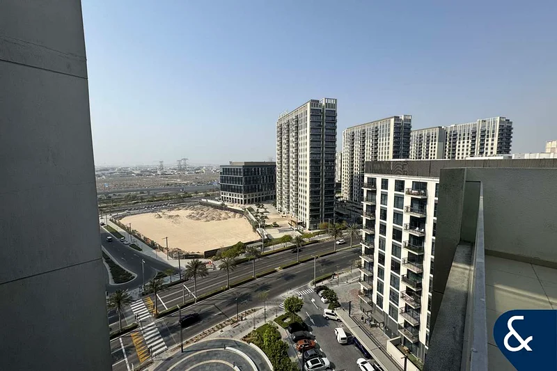 1 Bed | Large Layout | High floor | Vacant63754222166530111