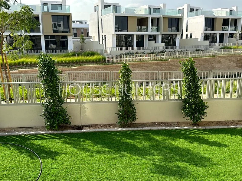 Exclusive|Next to Amenities| Multiple Options64043013045634110