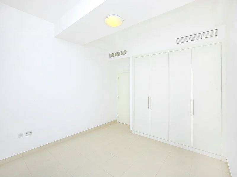 SPACIOUS APARTMENT | NEAR BUSINESS BAY | MULTIPLE OPTIONS AVAILABLE63916511478658110