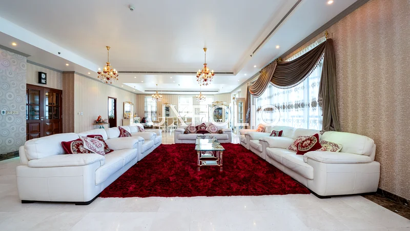 Sea Views | Vacant | Large Layout63773631314306112