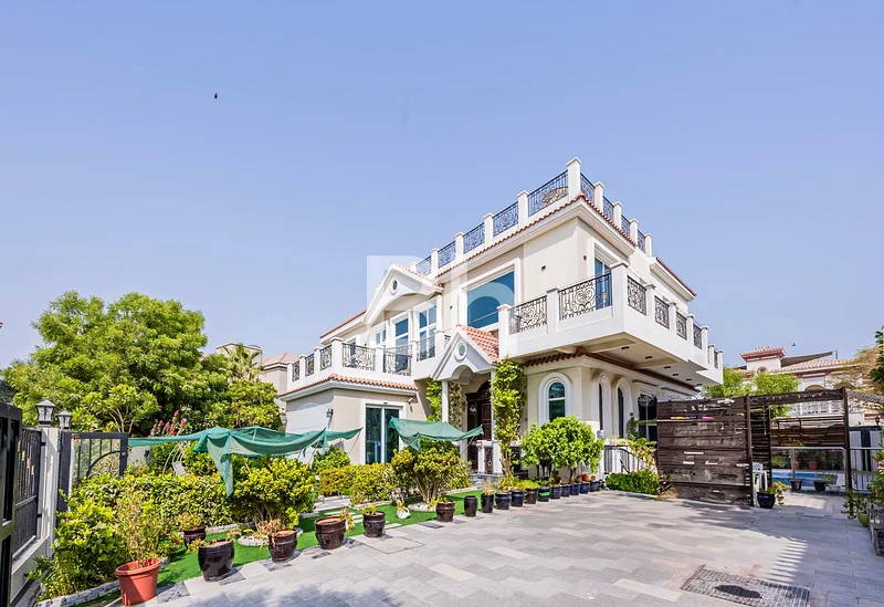 Spacious | Custom Villa With Lift And Pool | Vastu63917017166339110