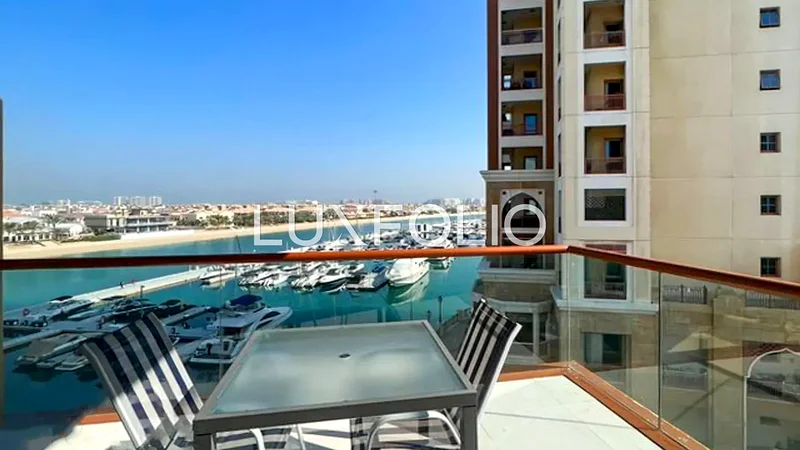 إطلالة بحرية كاملة | عصرية | بدون مبرد63752265723905110