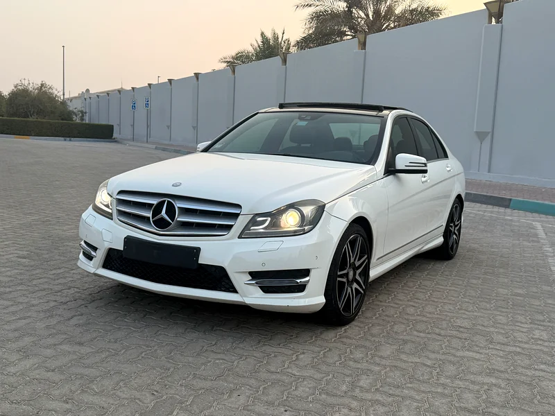 Urgent C200 model 2014 Gulf full panoramic original paint63613133352066111