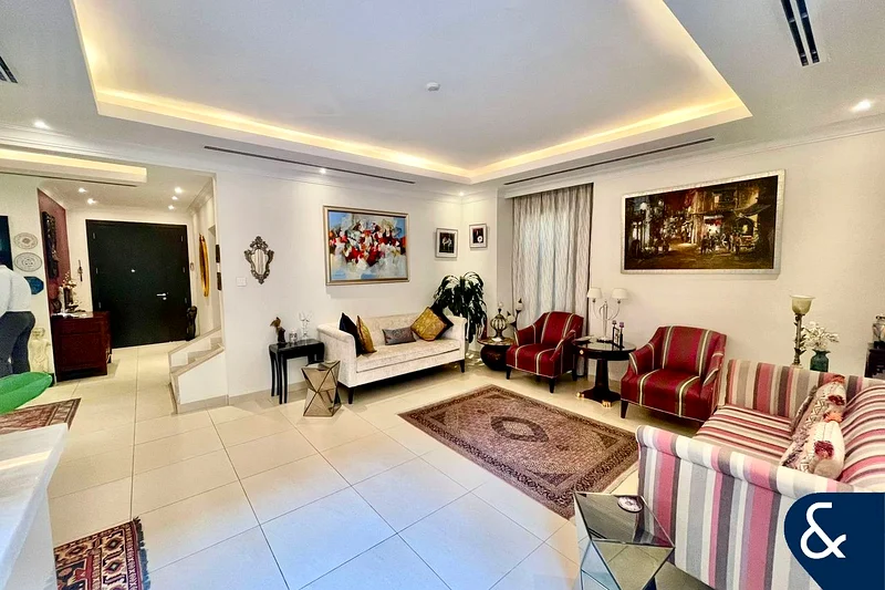 Type 3S1 | Great Location | VOT | End Unit64011442617217114
