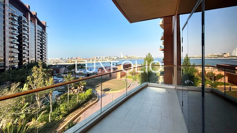 Sea View | Spacious | Balcony | Available63805749340931110