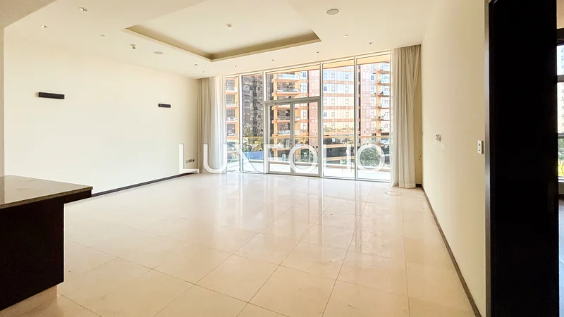 Sea View | Spacious | Balcony | Available63805749340931113