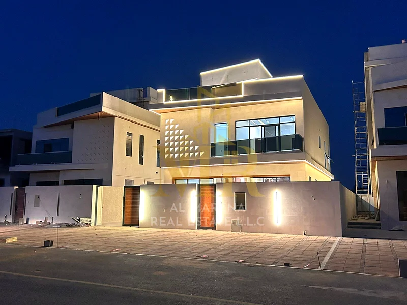 فرصة ذهبية بتشطيبات مميزة وتصميم ممتاز في منطقة الهيليو 2، مقابل مجتمع أزها، وبسعر يشمل التسجيل63908146447106112