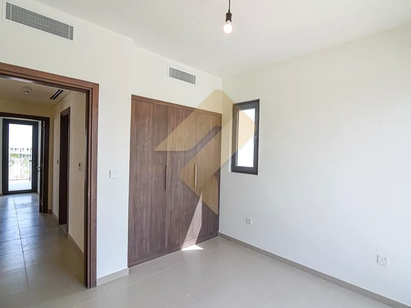 Ready | Closed Kitchen | Options Available63807175823363113