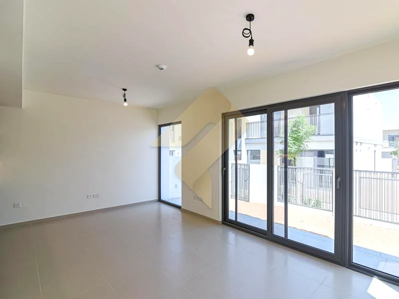 Ready | Closed Kitchen | Options Available63807175823363110