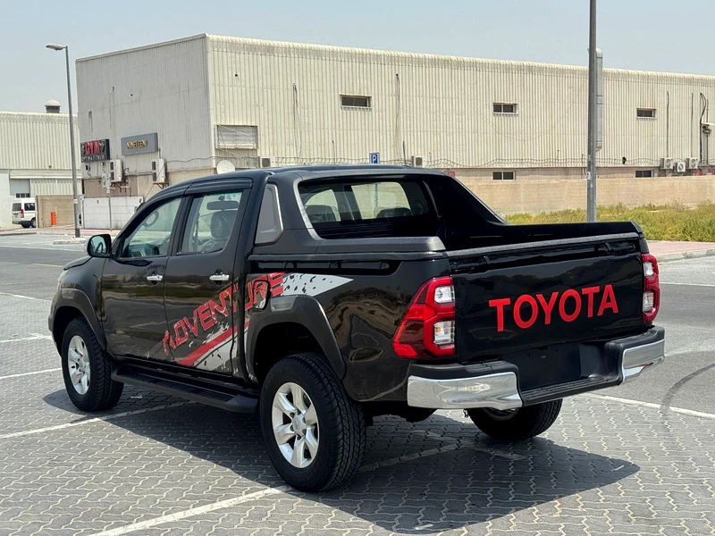 تويوتا هيلوكس 2007 معدلة 2022 كابينة مزدوجة 4x463612449373442113
