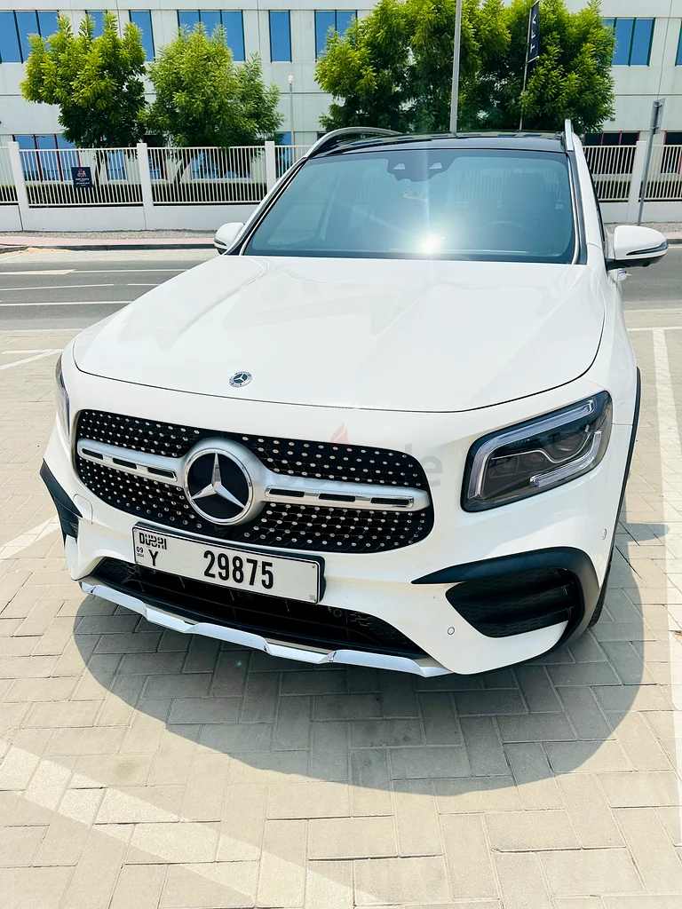 GLB 250 Mercedes // Like Brand New // 2 years Warranty  Service in Gargash63613737342977111