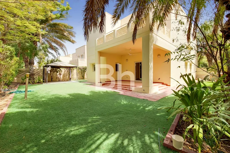 Upgraded | Close To Lake | Large Plot63726113561217110
