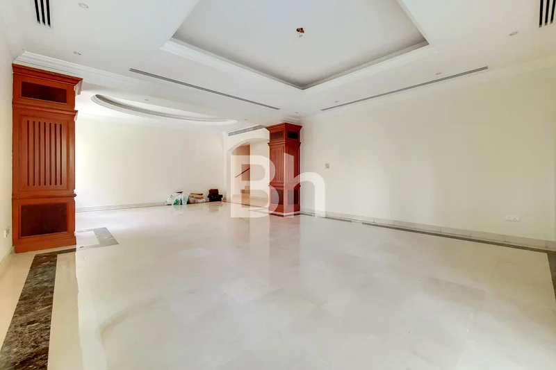 Upgraded | Close To Lake | Large Plot63726113561217112