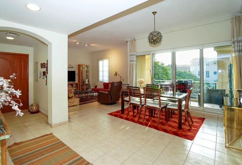 Spacious I Higher Floor I 2BR + Study63809488560129113