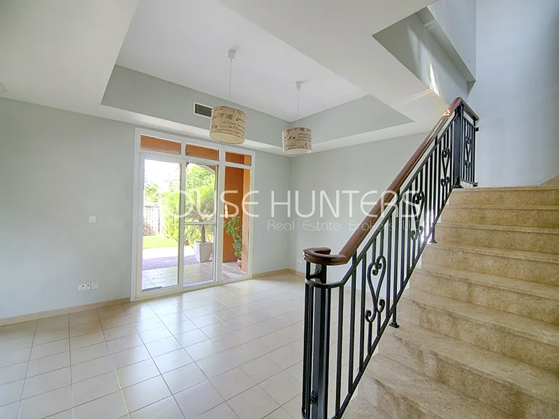 Full Lake View | C-Type | Great Location63919567523329114
