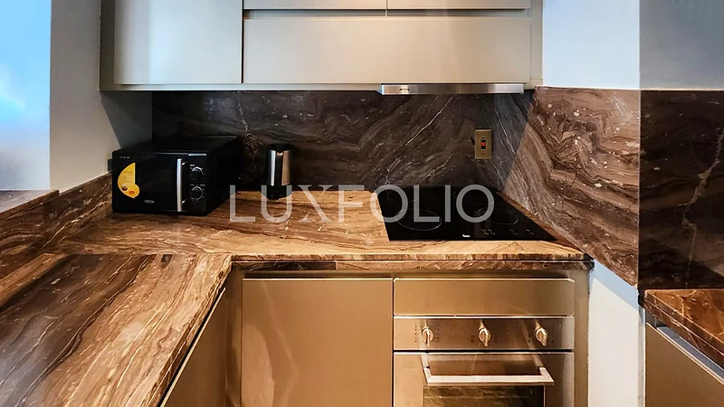 مفروش بالكامل | طابق عالي | تصميم فيندي63777728895105112