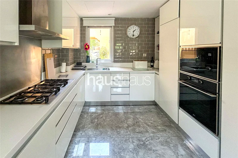 Extended | Upgraded | Internal Location63919567546753113