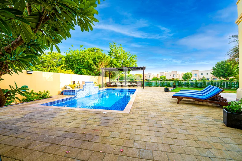Lake View | Fully Upgraded | Private pool |63728818607105112