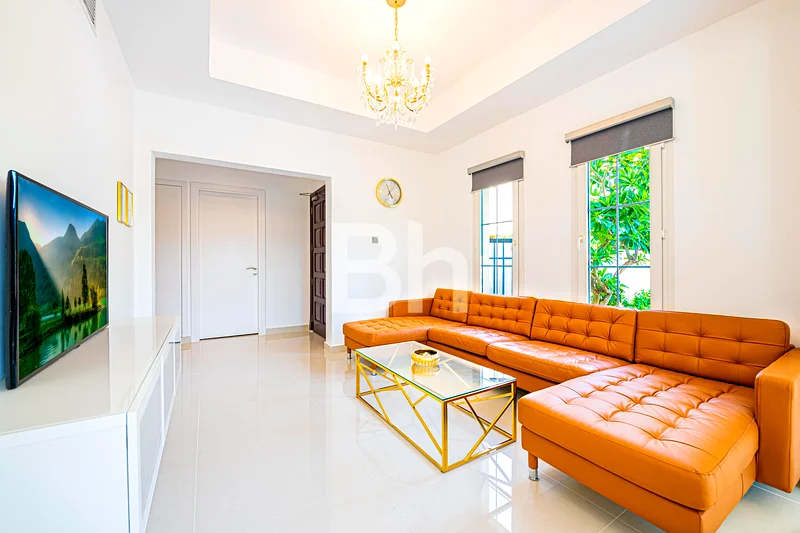 Lake View | Fully Upgraded | Private pool |63728818607105113