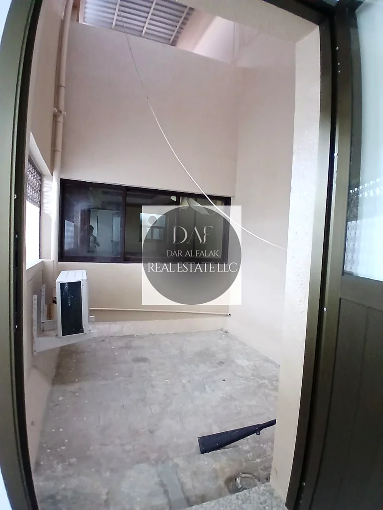 STUDIO FLAT WITH FREE ELECTRICITY IN BUR DUBAI OPPOSITE EMIRATES NBD BANK BEHIND MALABAR GOLD AND DIAMONDS ON FAHIDI STREET63768846129921114