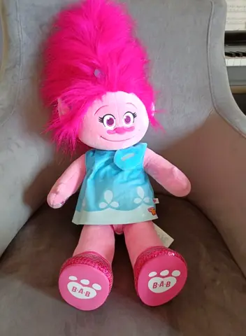 Staffed Doll Princess Poppy with Heart beating sound.New